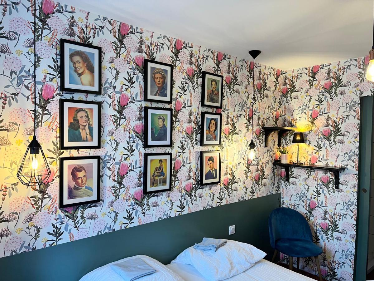 La Maison Des Amis Nuits Exteriör bild