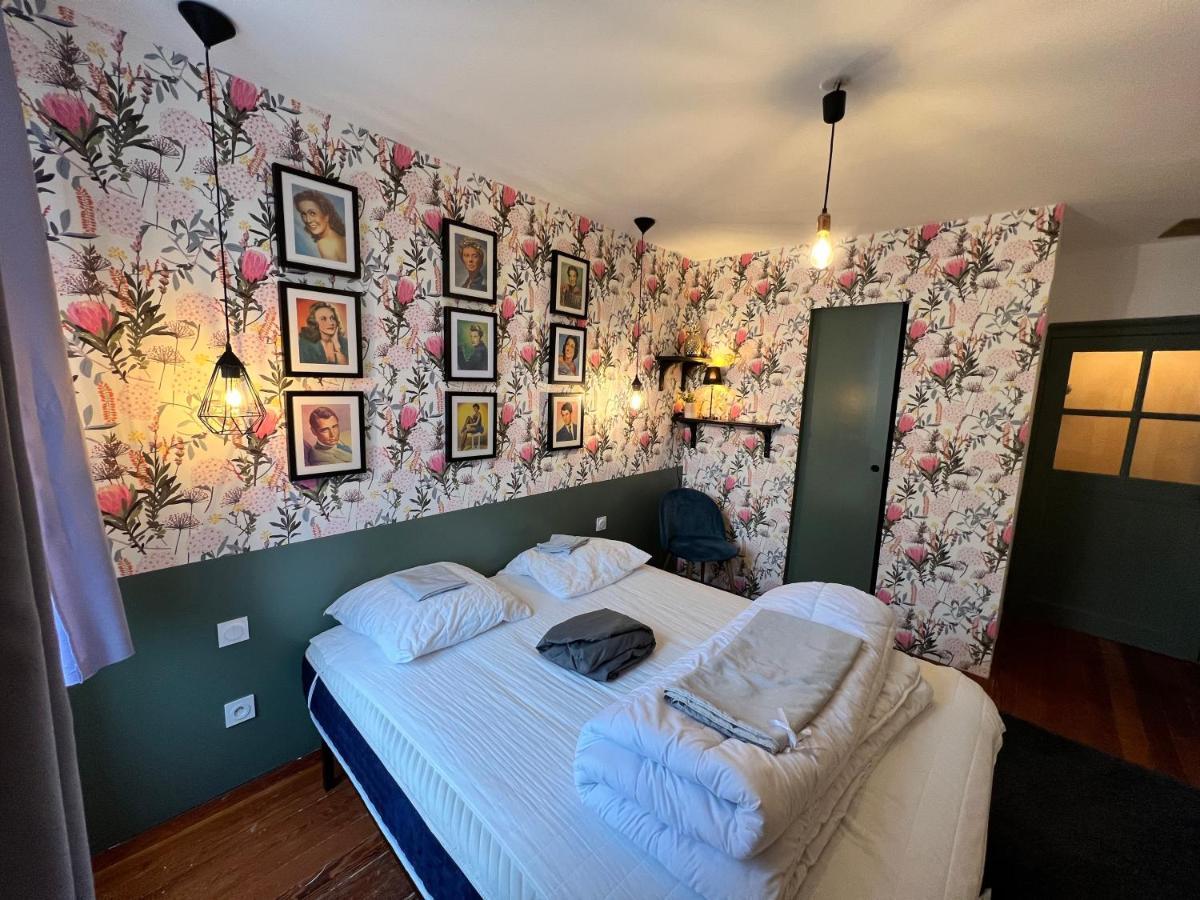 La Maison Des Amis Nuits Exteriör bild
