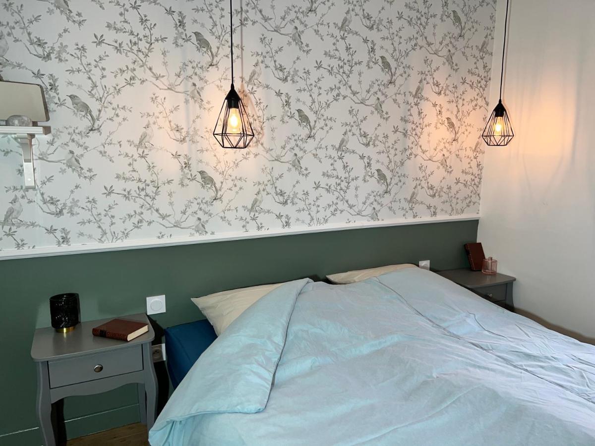 La Maison Des Amis Nuits Exteriör bild