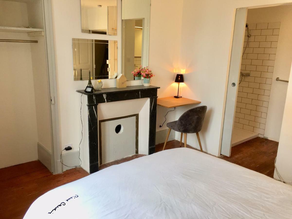 La Maison Des Amis Nuits Exteriör bild
