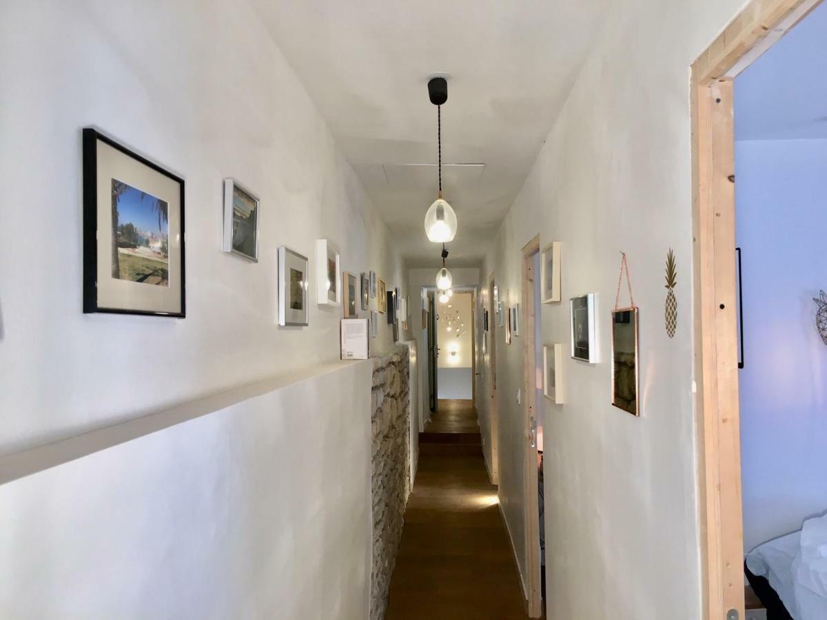 La Maison Des Amis Nuits Exteriör bild