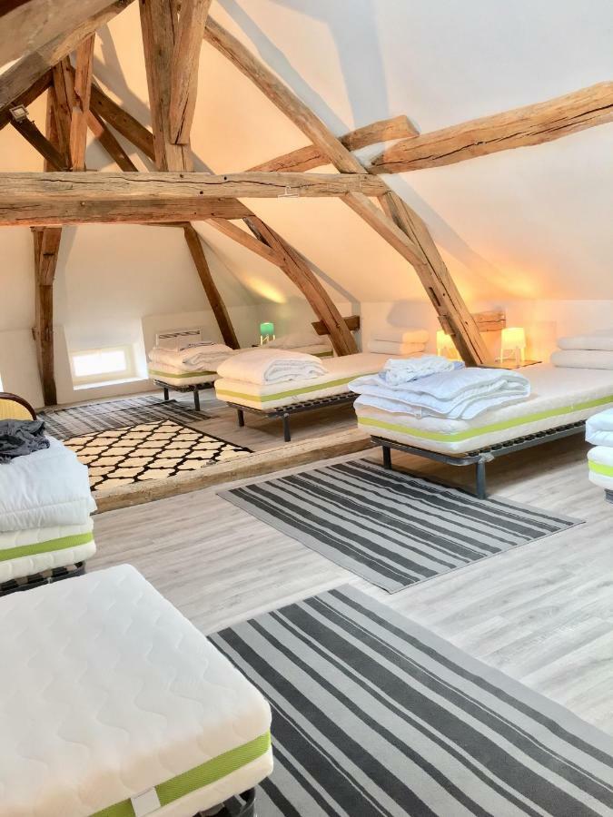 La Maison Des Amis Nuits Exteriör bild