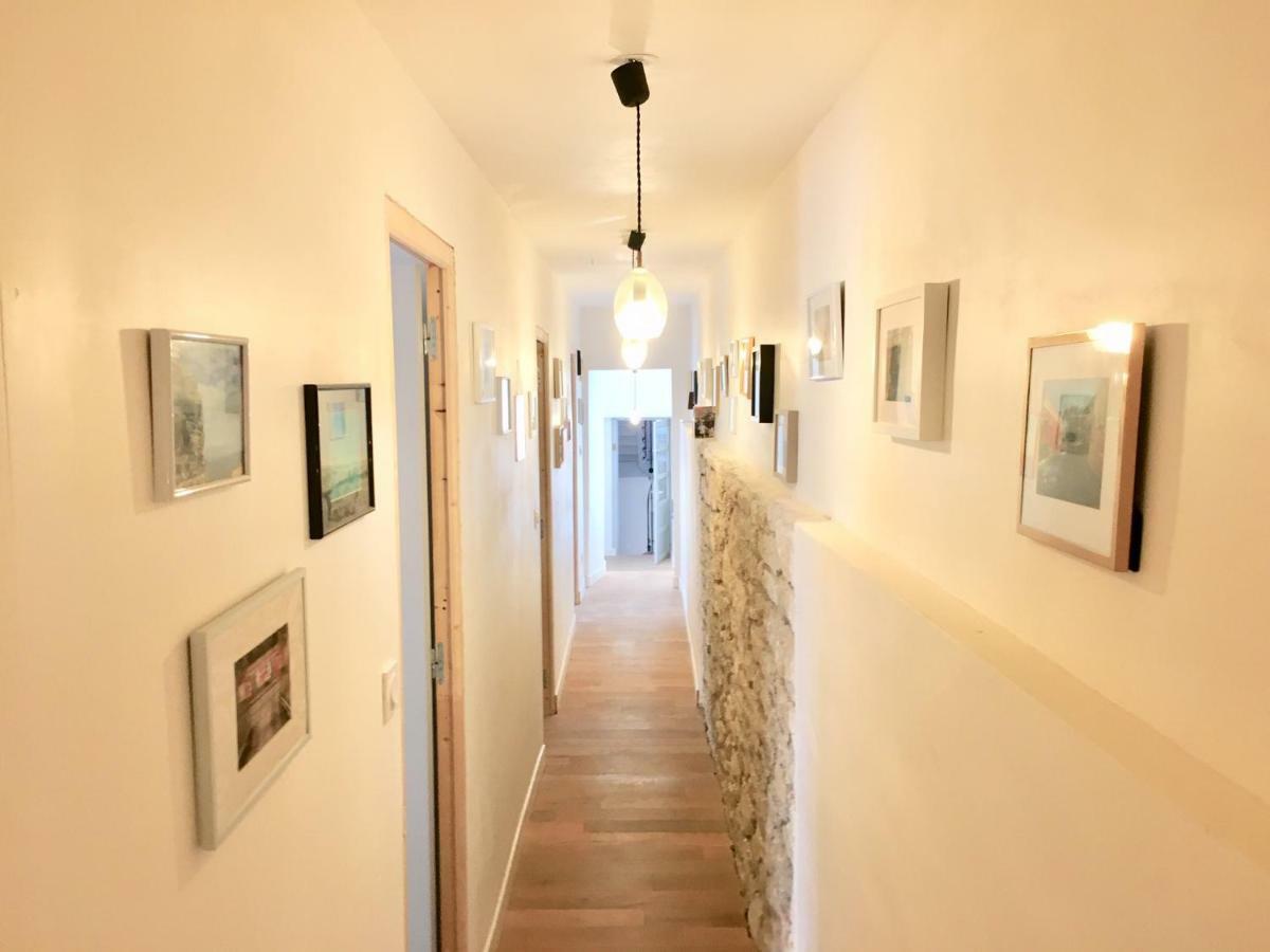 La Maison Des Amis Nuits Exteriör bild