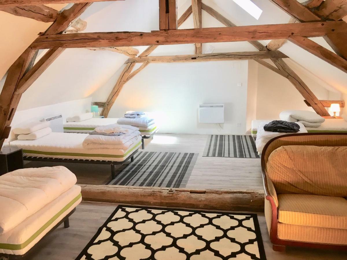 La Maison Des Amis Nuits Exteriör bild